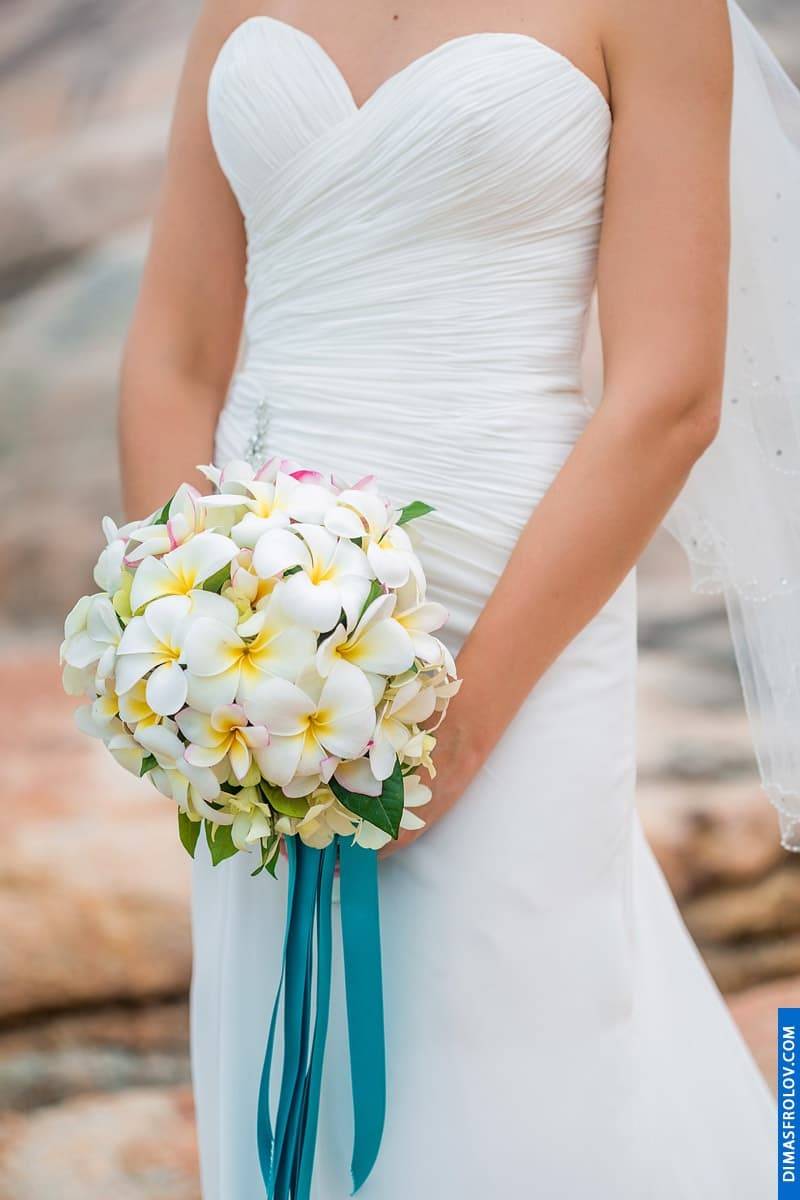 Bridal Bouquet for Tropical Wedding. photographer Dimas Frolov photo 1158