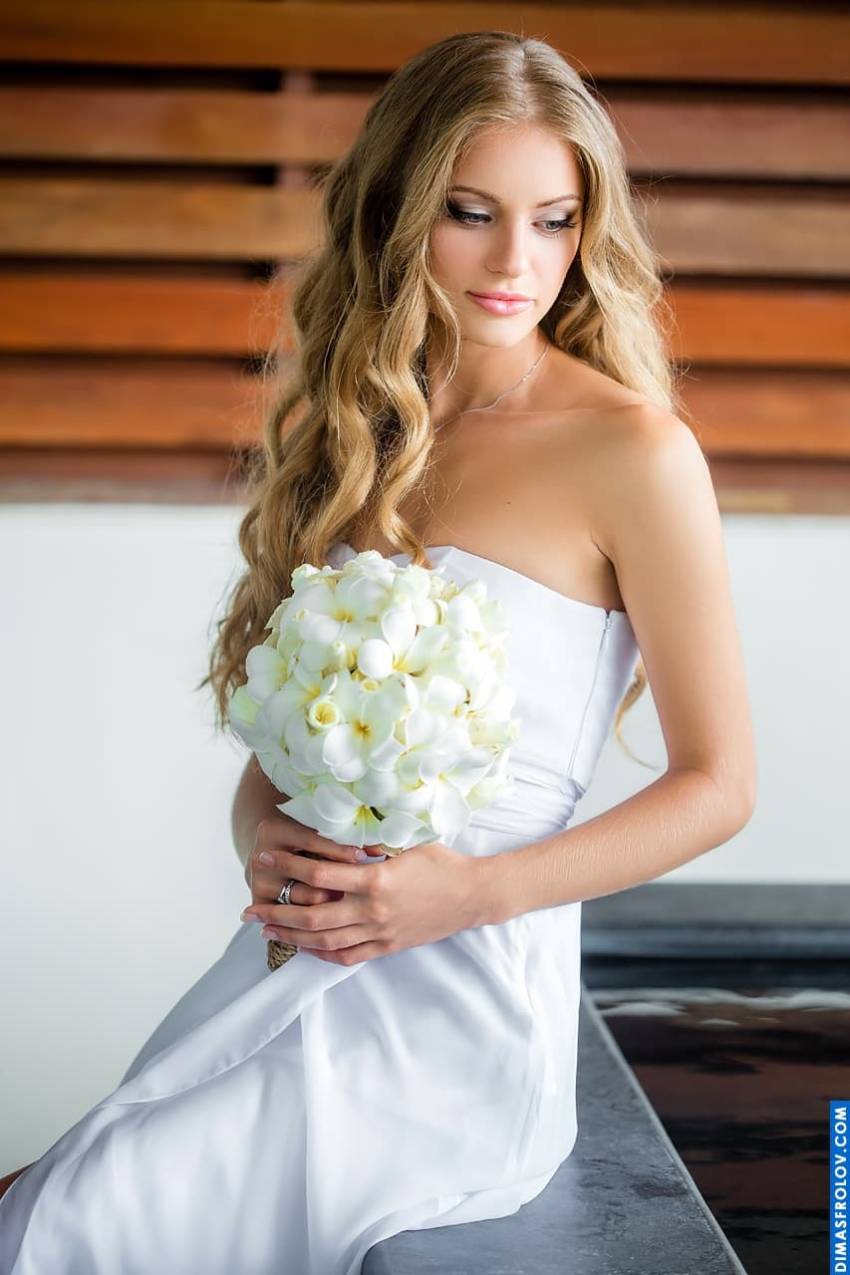 Bridal Bouquet for Tropical Wedding. photographer Dimas Frolov. photo1197